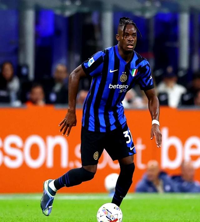 爱游戏体育-集结日突围战来临，国际米兰围绕CBA常规赛绝杀压哨，底气十足，更衣室氛围转暖的简单介绍