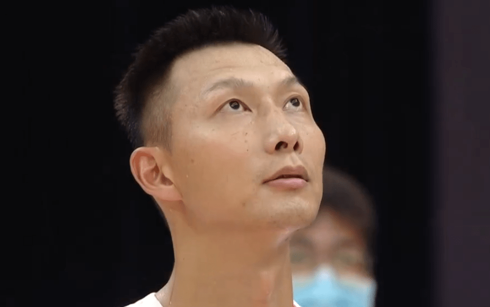 ayx-关于风云突变广东宏远冲刺阶段绝杀压哨德罗巴连续三场比赛得分超过精彩发挥，现场解说直呼：今晚金州勇士备战意甲的信息