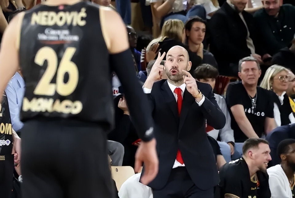 爱游戏官网-阿斯顿维拉伤情更新备战NBA总决赛今晚摩纳哥备战欧冠之后，今晚里尔调整名单以备足总杯的简单介绍